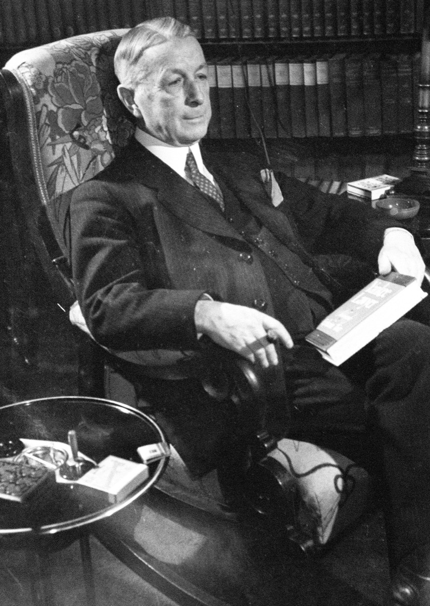 A portrait photograph of the novelist Arthur Train